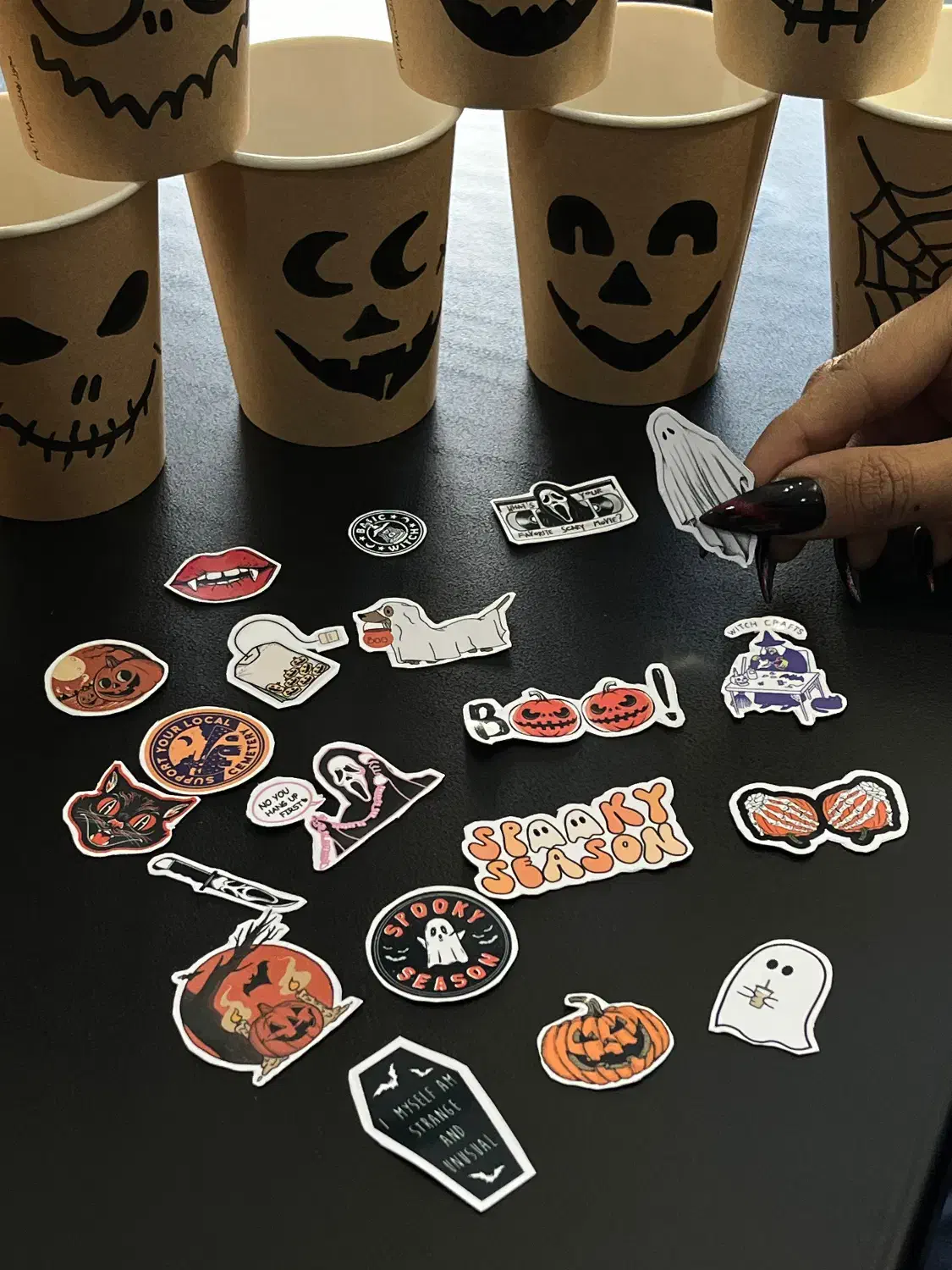 جشن هالووین با نجواگر|خدمات آموزشی|پرند, فاز ۲|دیوار