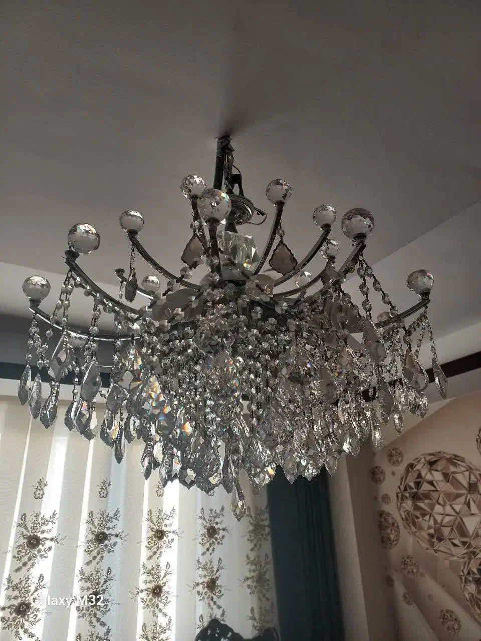 لوستر کریستالی|لوستر و چراغ آویز|ری, علایین|دیوار