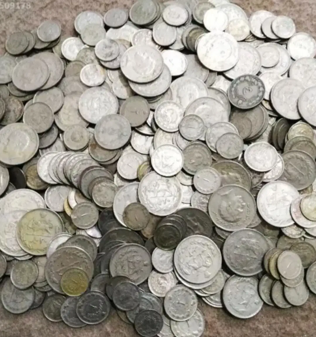 خریدار و فوش سکه جمهوری پهلوی و خارجی|کلکسیون سکه، تمبر، اسکناس|بوشهر, |دیوار