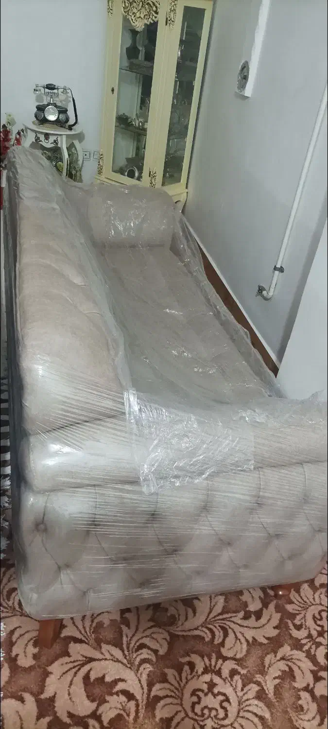 مبلمان ۷نفره راحتی|مبلمان خانگی و میز عسلی|دره شهر, |دیوار