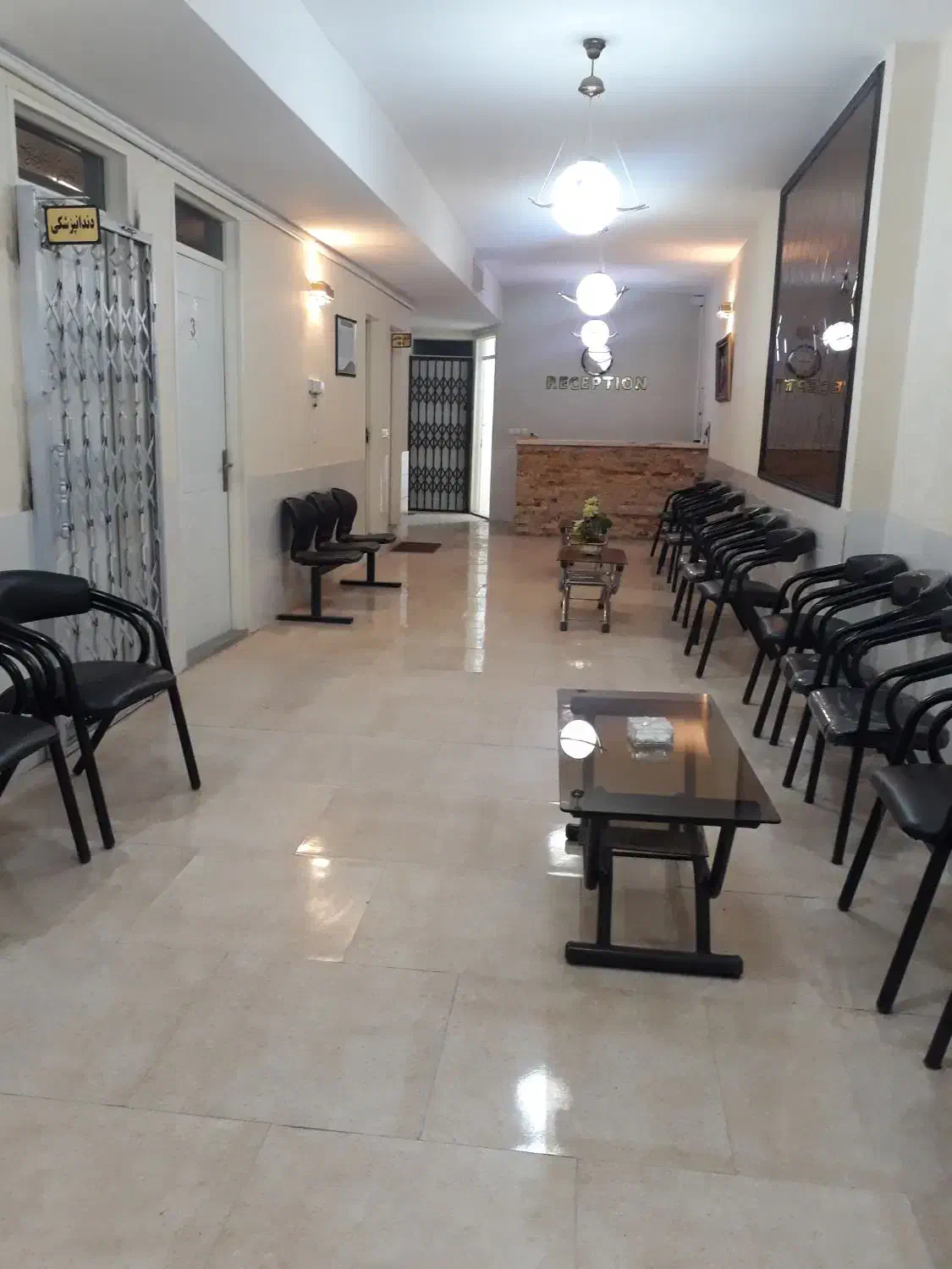 اجاره اتاق در ساختمان پزشکان با لوکیشن عالی|اجارهٔ دفتر کار، اتاق اداری، مطب|مشهد, هنرور|دیوار