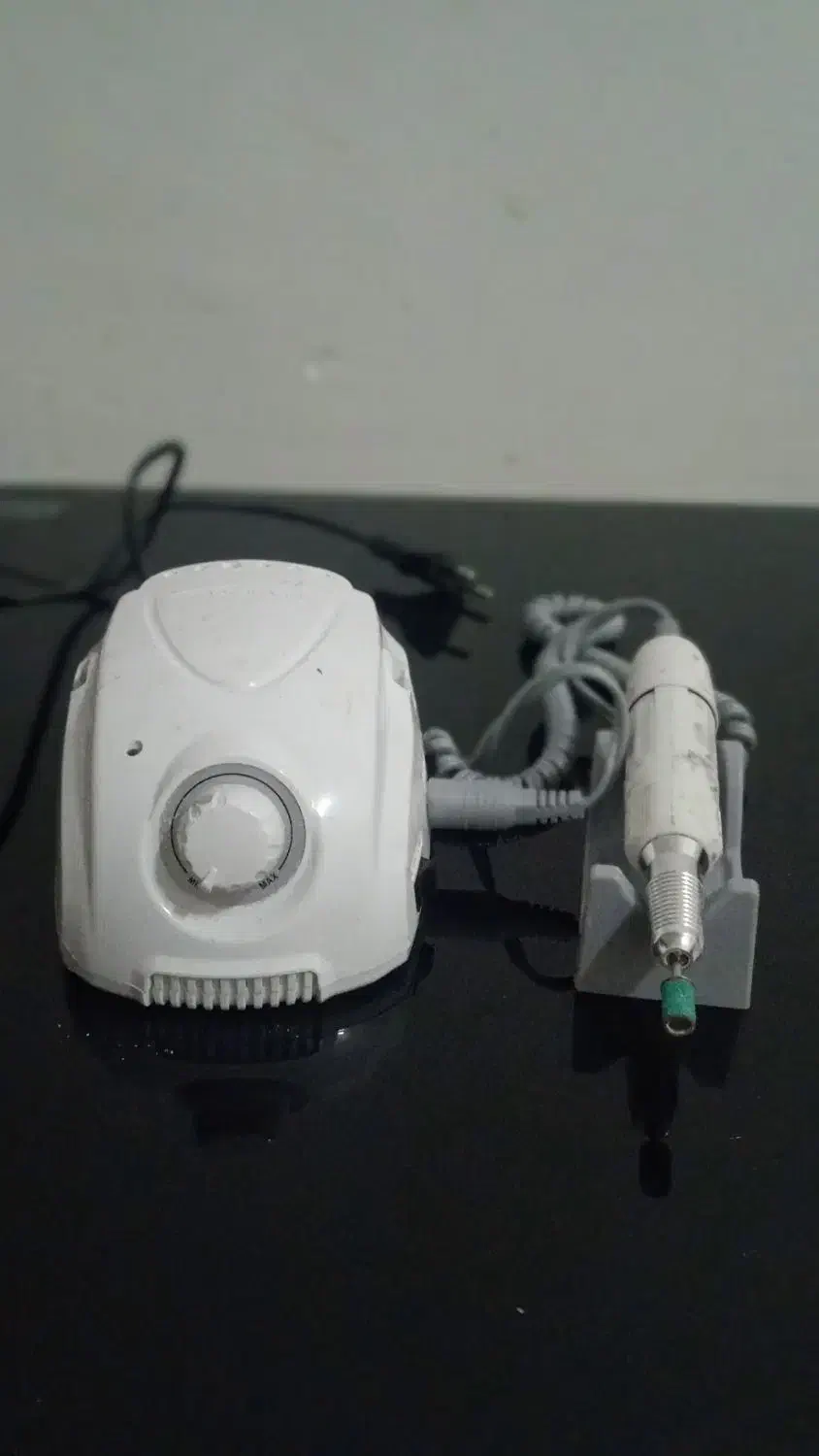 فروش لوازم ناخن|آرایشگاه و سالن‌های زیبایی|فومن, |دیوار