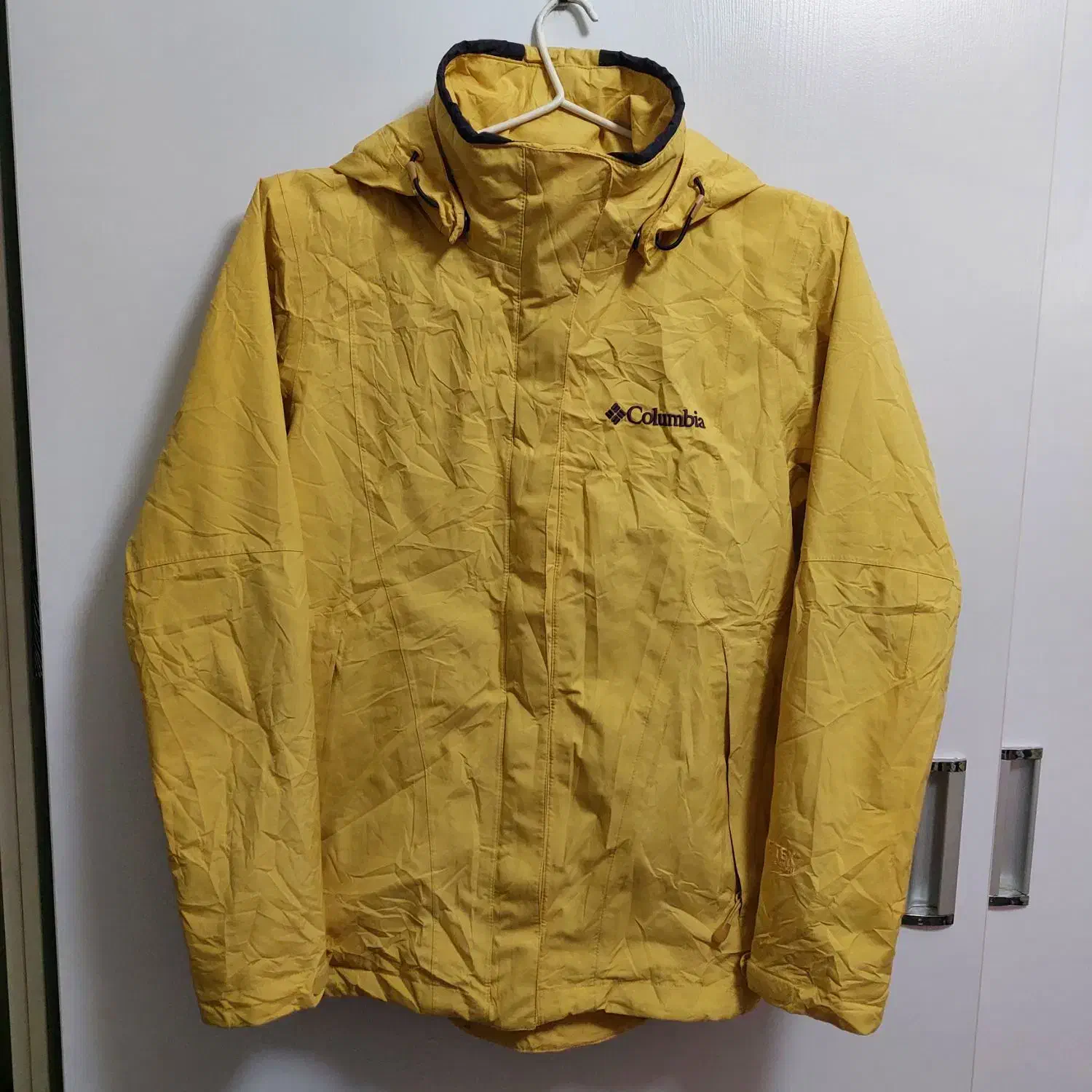 بادگیر گورتکس کلمبیا|لباس|رودهن, |دیوار