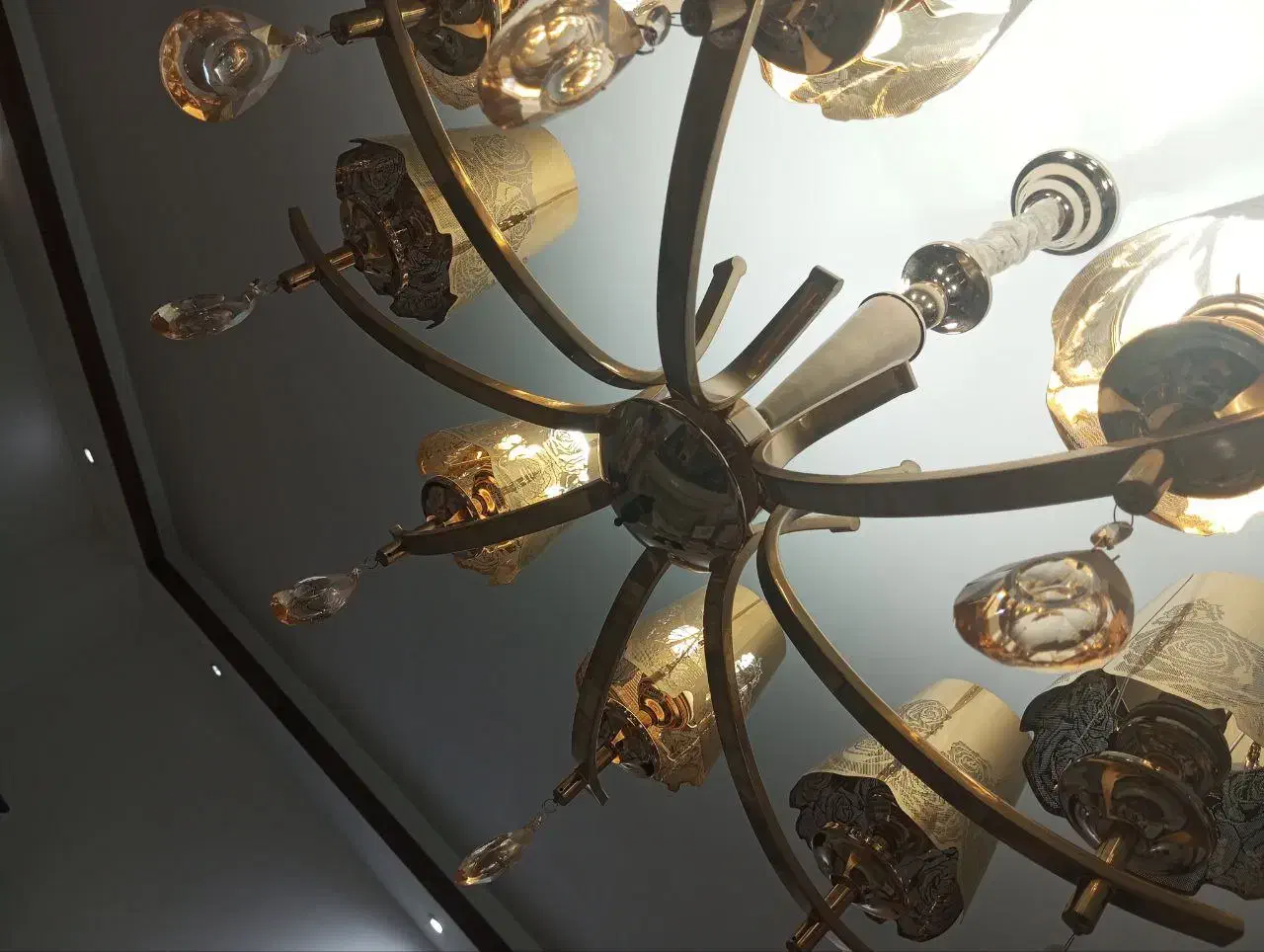 لوستر ۸شاخه شیک دوعدد|لوستر و چراغ آویز|رشت, یخسازی|دیوار