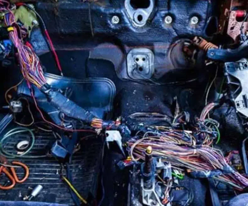 خدمات برق ماشین سیار درمحل|خدمات موتور و ماشین|تهران, استخر|دیوار