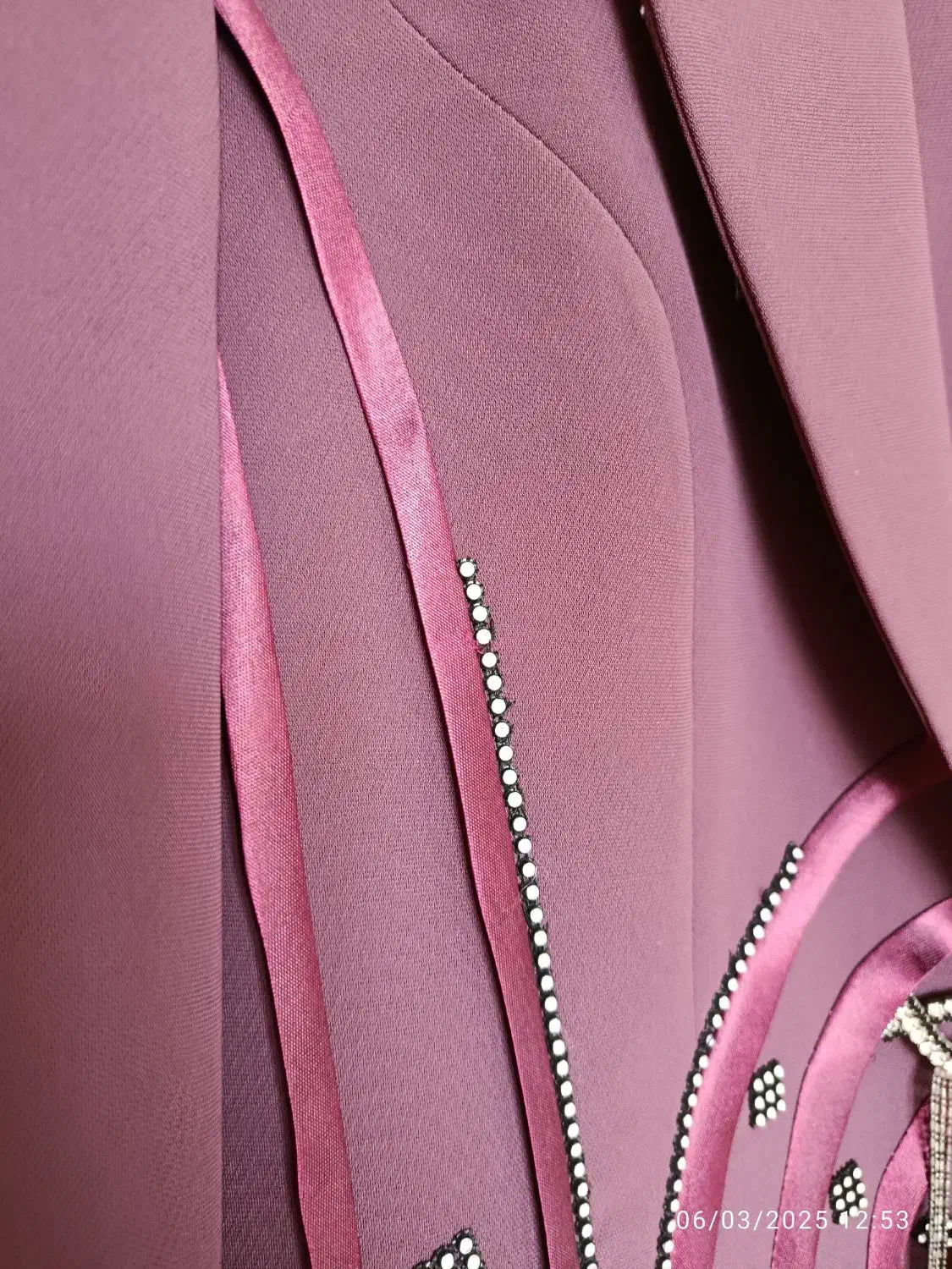 کت و دامن|لباس|سهند, |دیوار