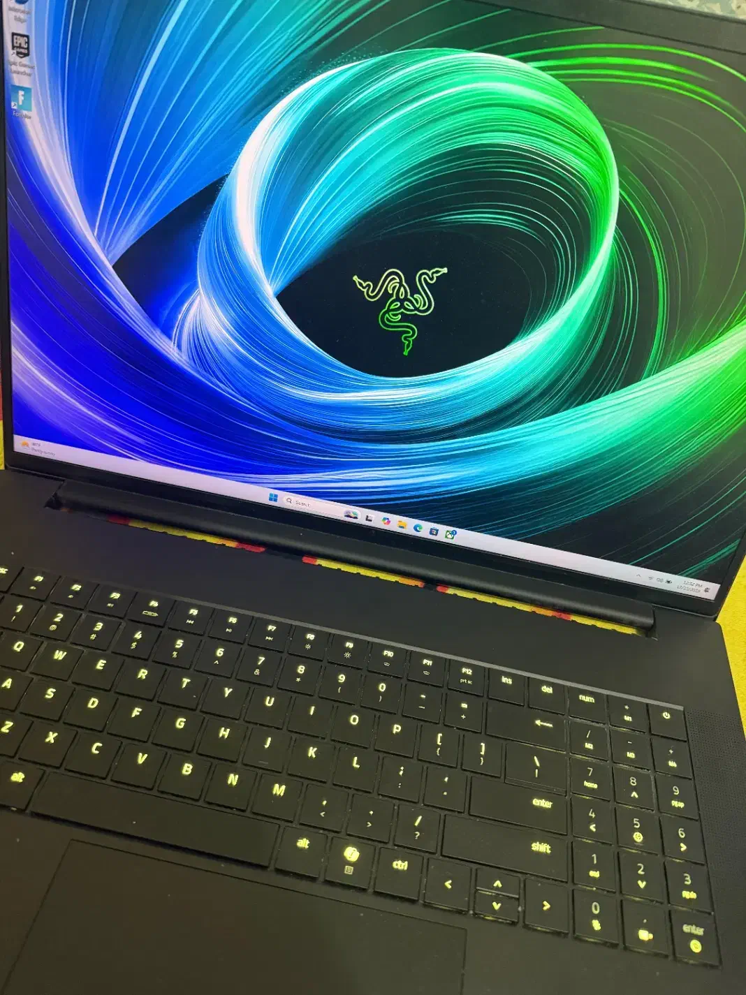 لپتاپ ریزر ۵۰۹۰ اولترا ۹|رایانه همراه|تهران, دروس|دیوار