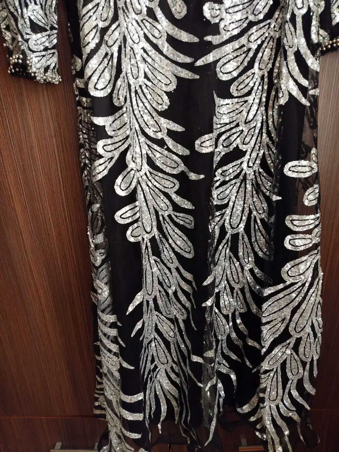 لباس مجلسی|لباس|رشت, ترمینال|دیوار