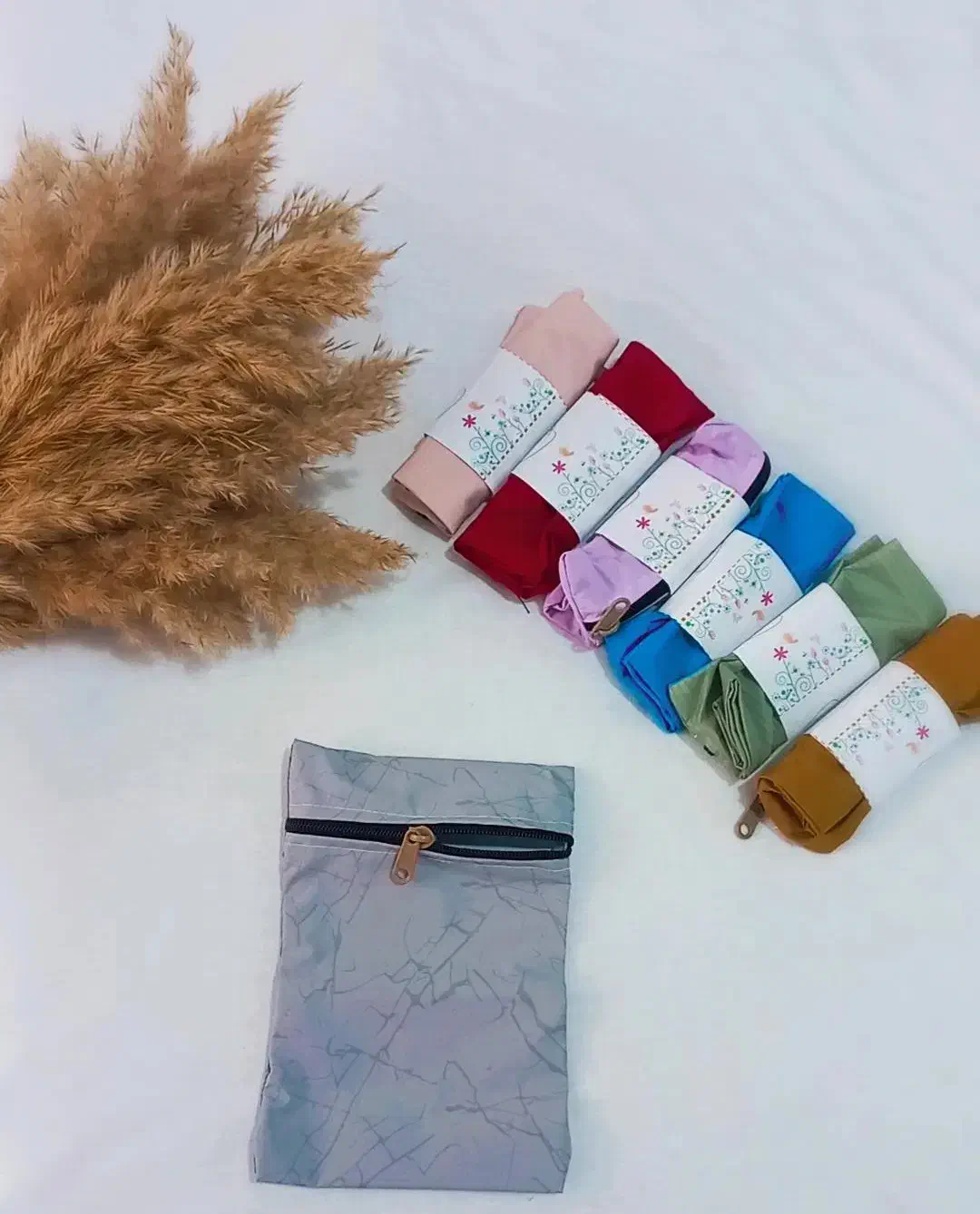 لباس زیر|لباس|همدان, |دیوار