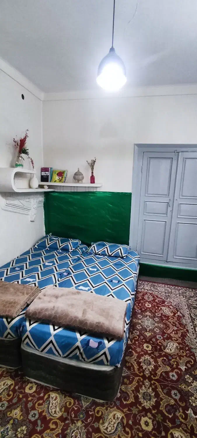 دیوار به دیوارحرم بسیارتمیز سوئیت ویلا منزل دربستی|اجارهٔ کوتاه‌مدت آپارتمان و سوئیت|مشهد, حرم مطهر رضوی|دیوار