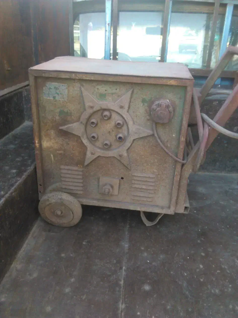 خرید.فروش دستگاه جوش های قدیمی|ماشینآلات صنعتی|گرگان, |دیوار