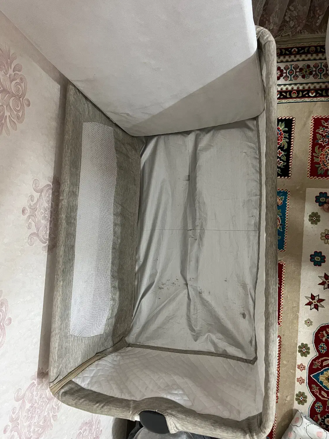 تخت کنار مادر زویه|اسباب و اثاث بچه|اصفهان, همدانیان|دیوار
