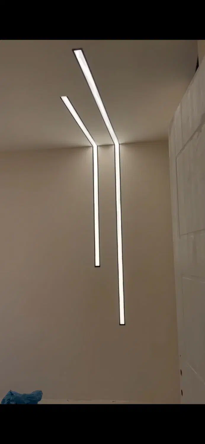 خدمات برق ساختمان ،نصب هالوژن و لاین نوری|خدمات پیشه و مهارت|اردبیل, |دیوار