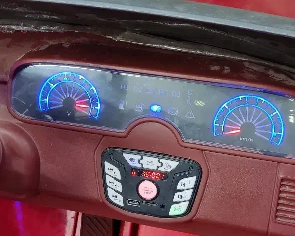 ماشین شارژی|اسباببازی بچه|شاهینشهر, فردوسی|دیوار