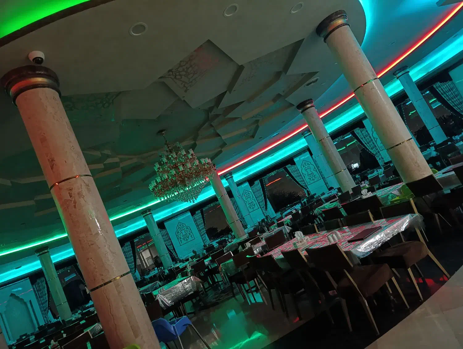 کاگر ساده با جای خواب|استخدام خدمات فروشگاه و رستوران|لواسان, |دیوار