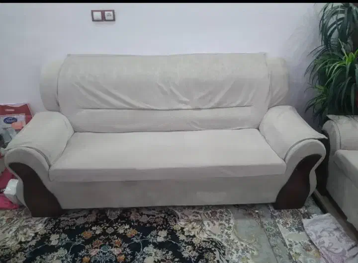 مبل هفت نفره دست دوم|مبلمان خانگی و میز عسلی|بوشهر, |دیوار