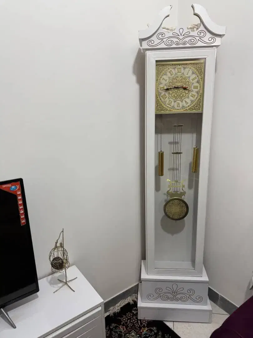 میز تلویزیون.ساعت ویترین.قالیچه.آینه و کنسول|بوفه، ویترین، کنسول|لنگرود, |دیوار