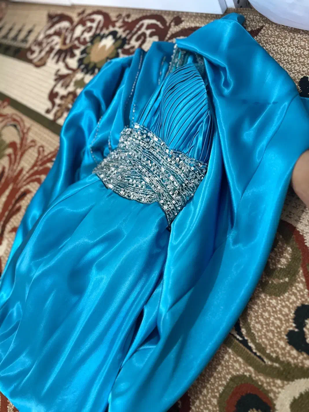 دوعدد لباس مجلسی و یک عدد مانتو|لباس|نظرآباد, نظرآباد|دیوار