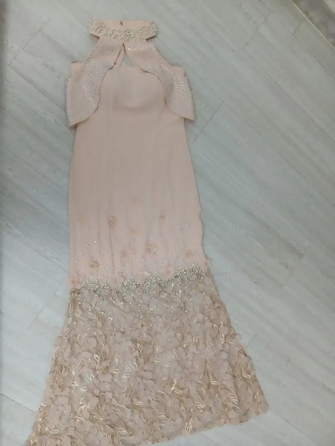 لباس مجلسیی|لباس|مشکین‌دشت, |دیوار