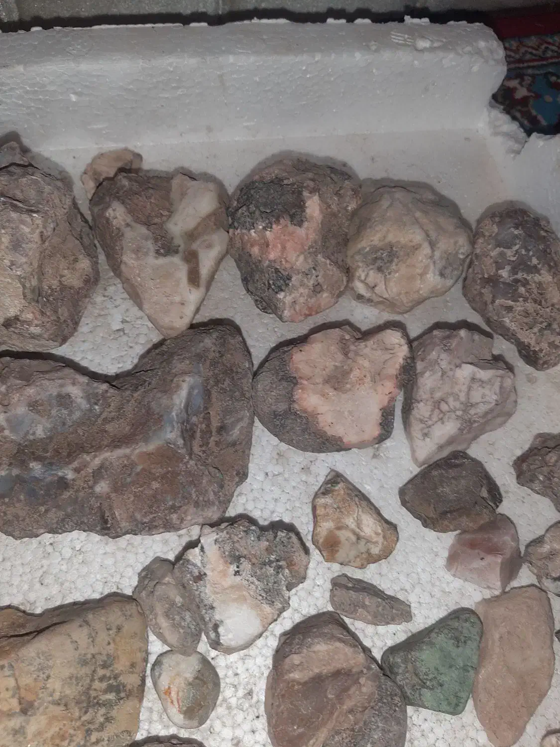 تعدادی سنگ های خام عقیق وغیره ب فروش میرسد|جواهرات|قزوین, |دیوار