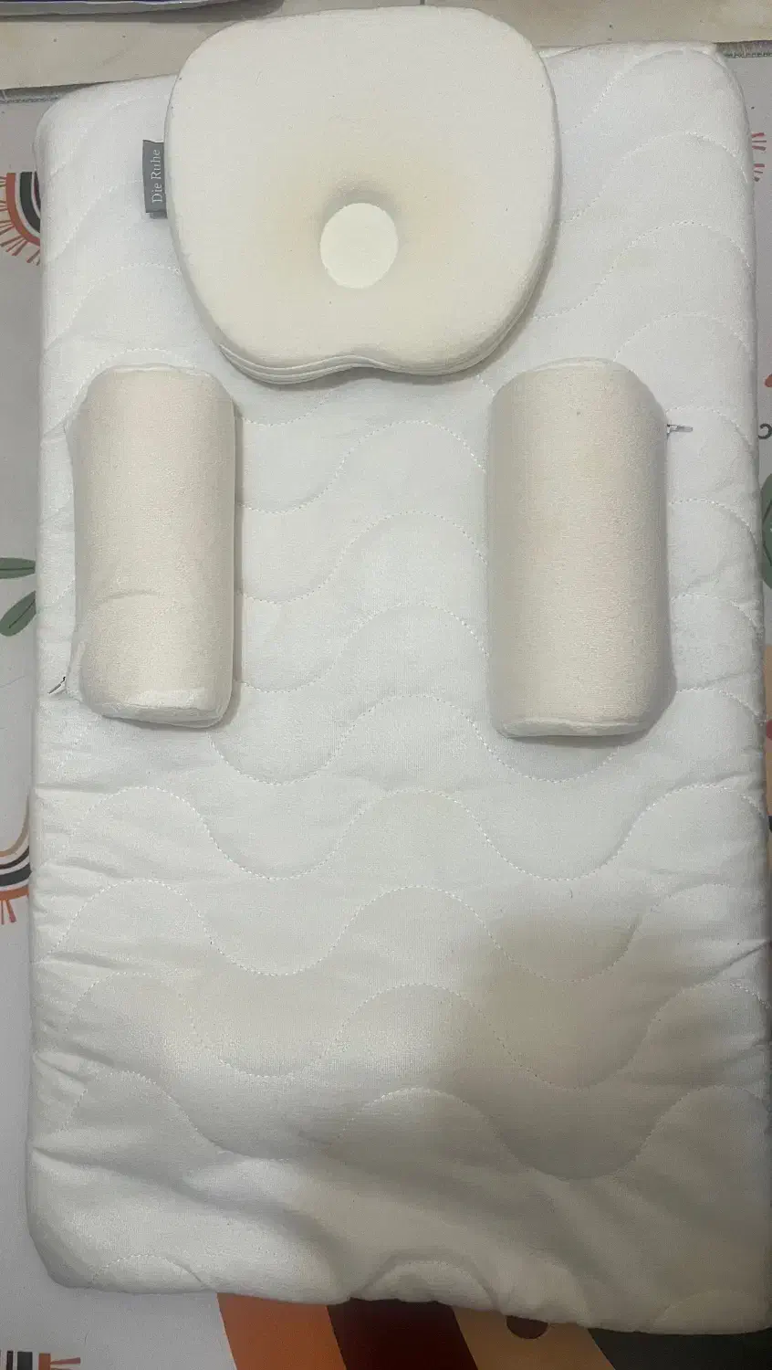 کریر دلیجان+تشک آنتی رفلاکس و بالش فرم دهی سر|اسباب و اثاث بچه|گرمدره, |دیوار