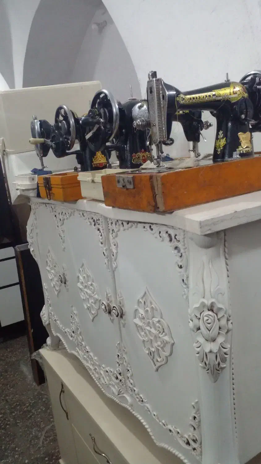 چرخ خیاطی دستی وبرقی|چرخ خیاطی و ریسندگی|داراب, |دیوار