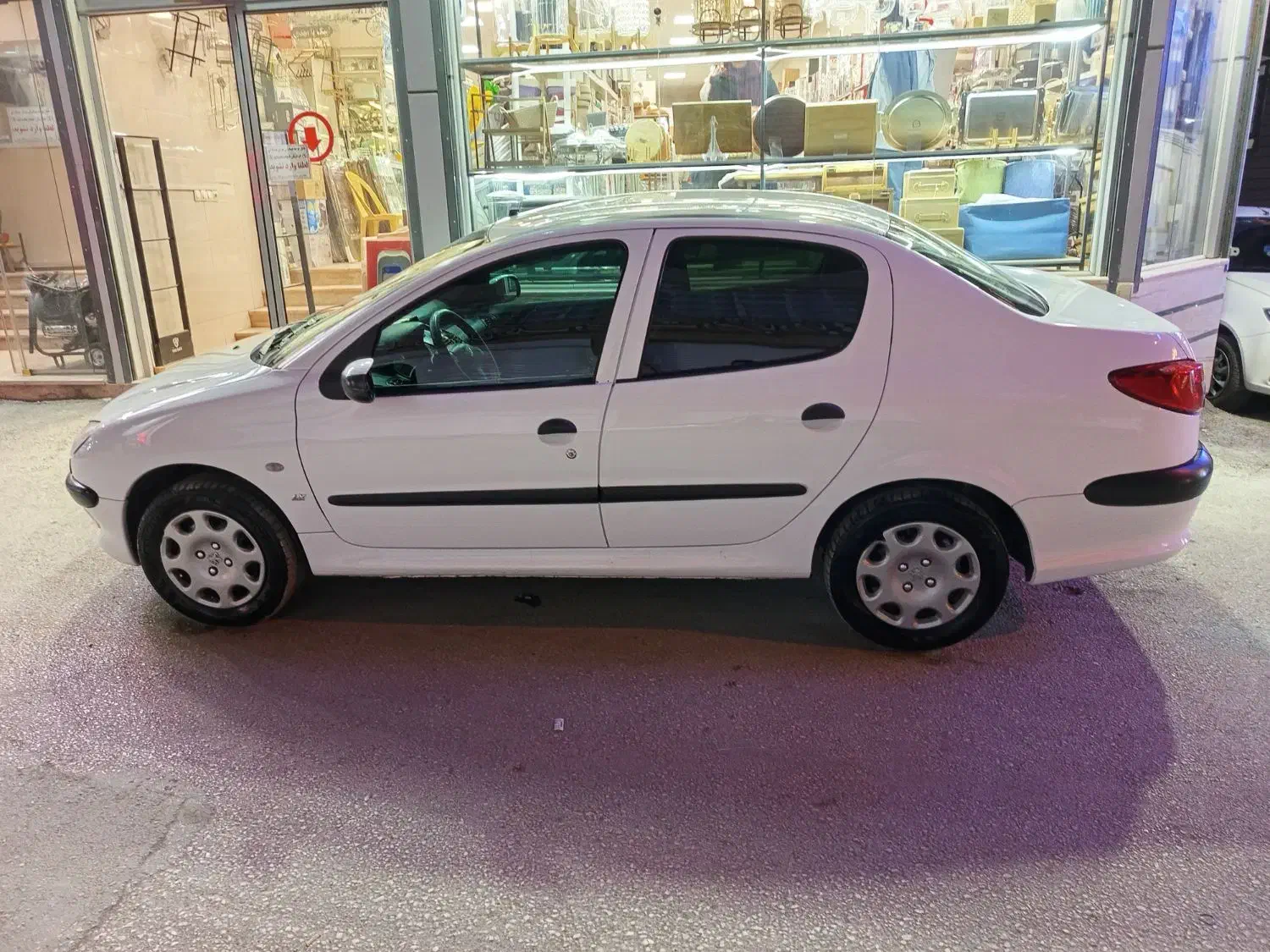 پژو 206 صندوقدار|خودرو سواری و وانت|خرمآباد, |دیوار