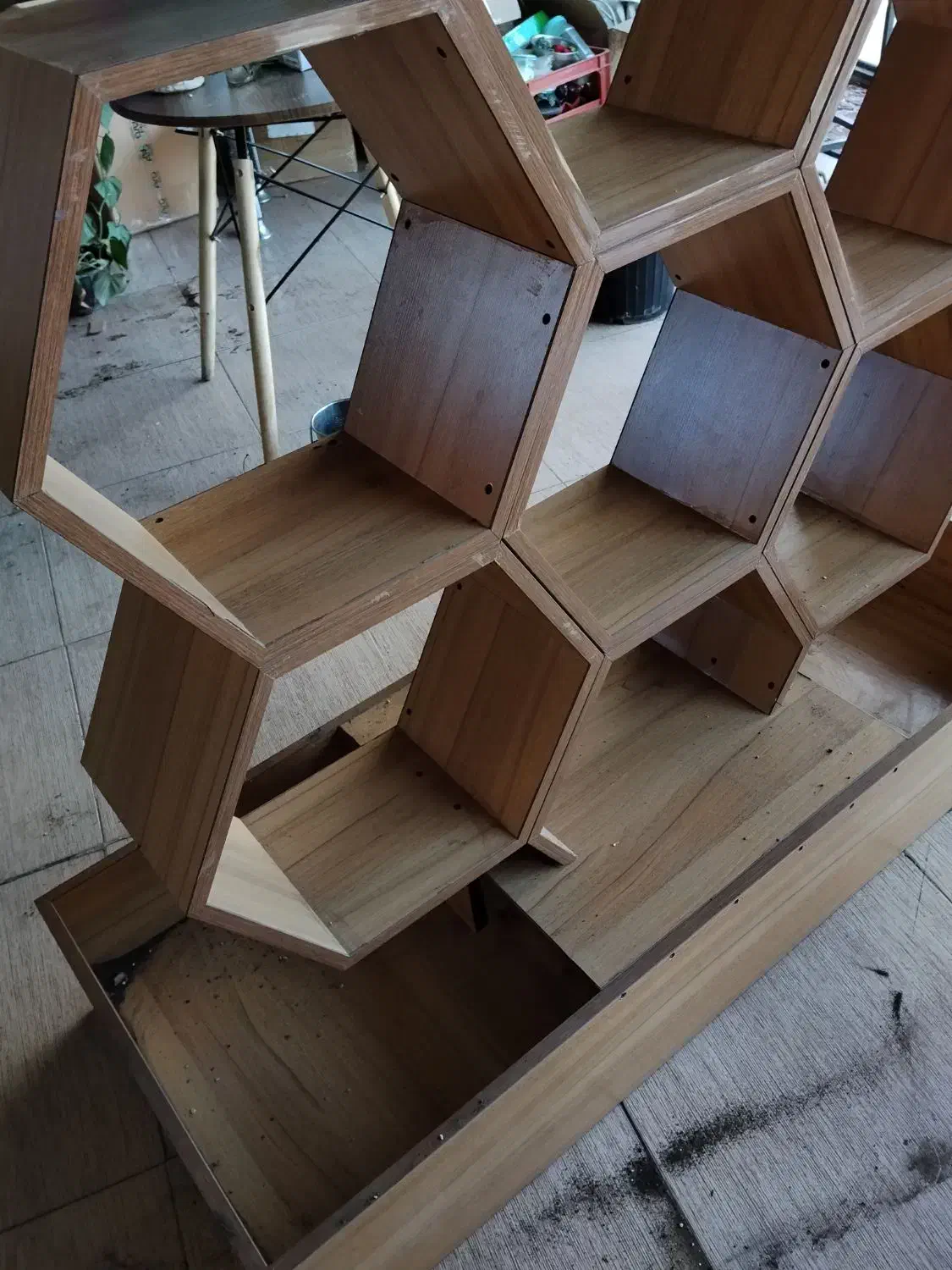 میز صندلی|صندلی و نیمکت|ملایر, |دیوار