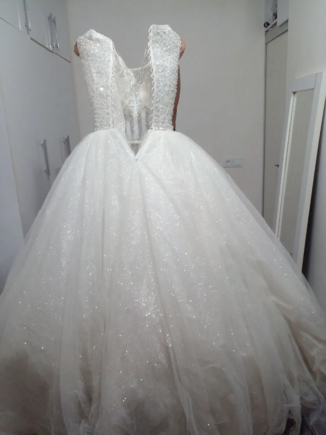 لباس عروس|لباس|لاهیجان, حاجی آباد|دیوار