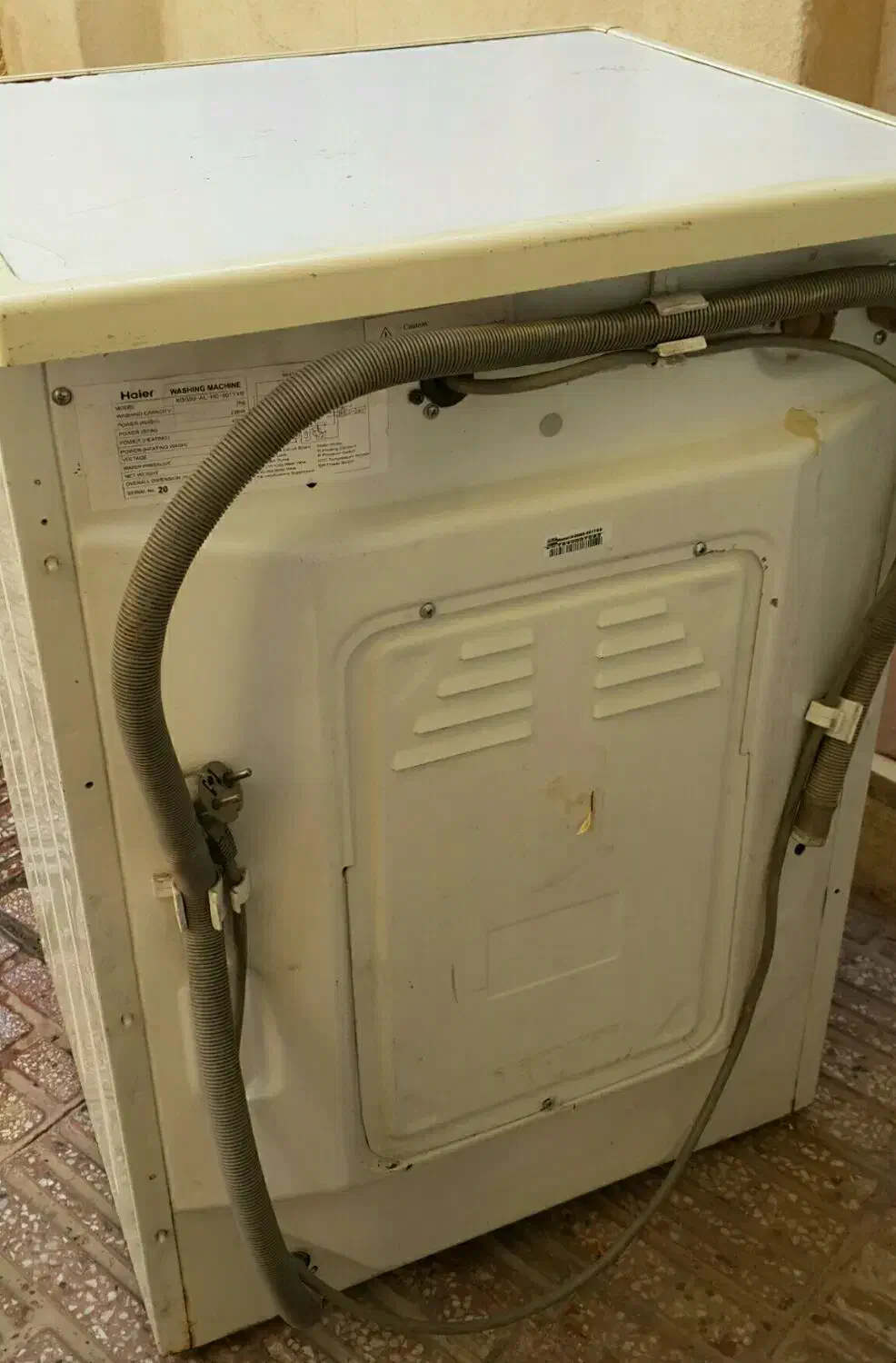 لباسشویی نیازمند تعمیر|ماشین لباسشویی و خشککن لباس|قروه, |دیوار