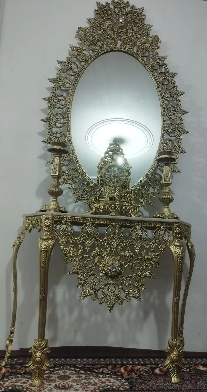 آینه و شمعدان تعویضی|آینه|بروجرد, |دیوار