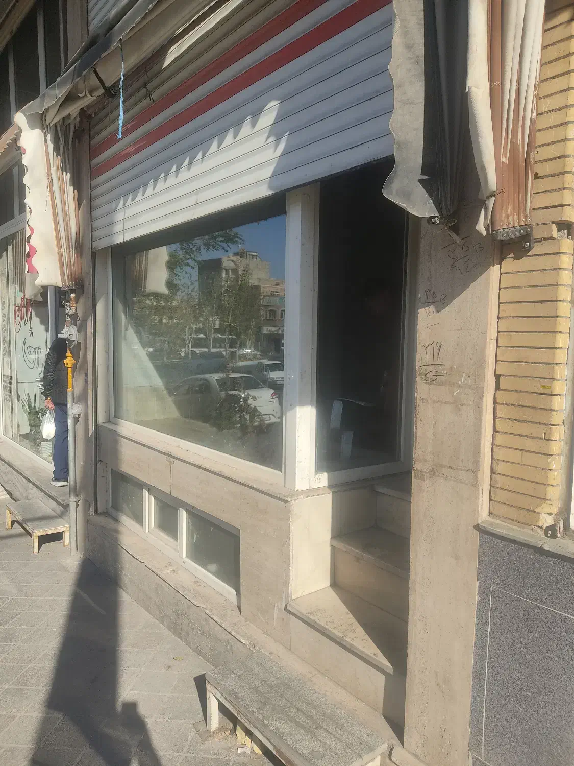 اجاره مغازه 24 متر میدان یاغچیان اول نصر جنوبی|اجارهٔ مغازه و غرفه|تبریز, |دیوار