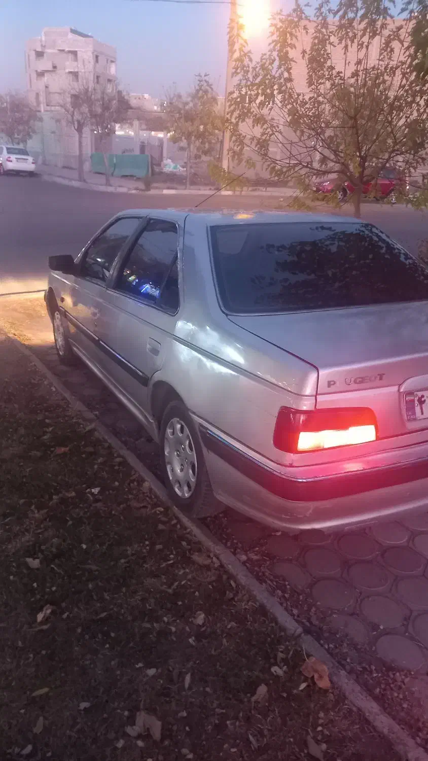 فروشی|خودرو سواری و وانت|چهارباغ, |دیوار