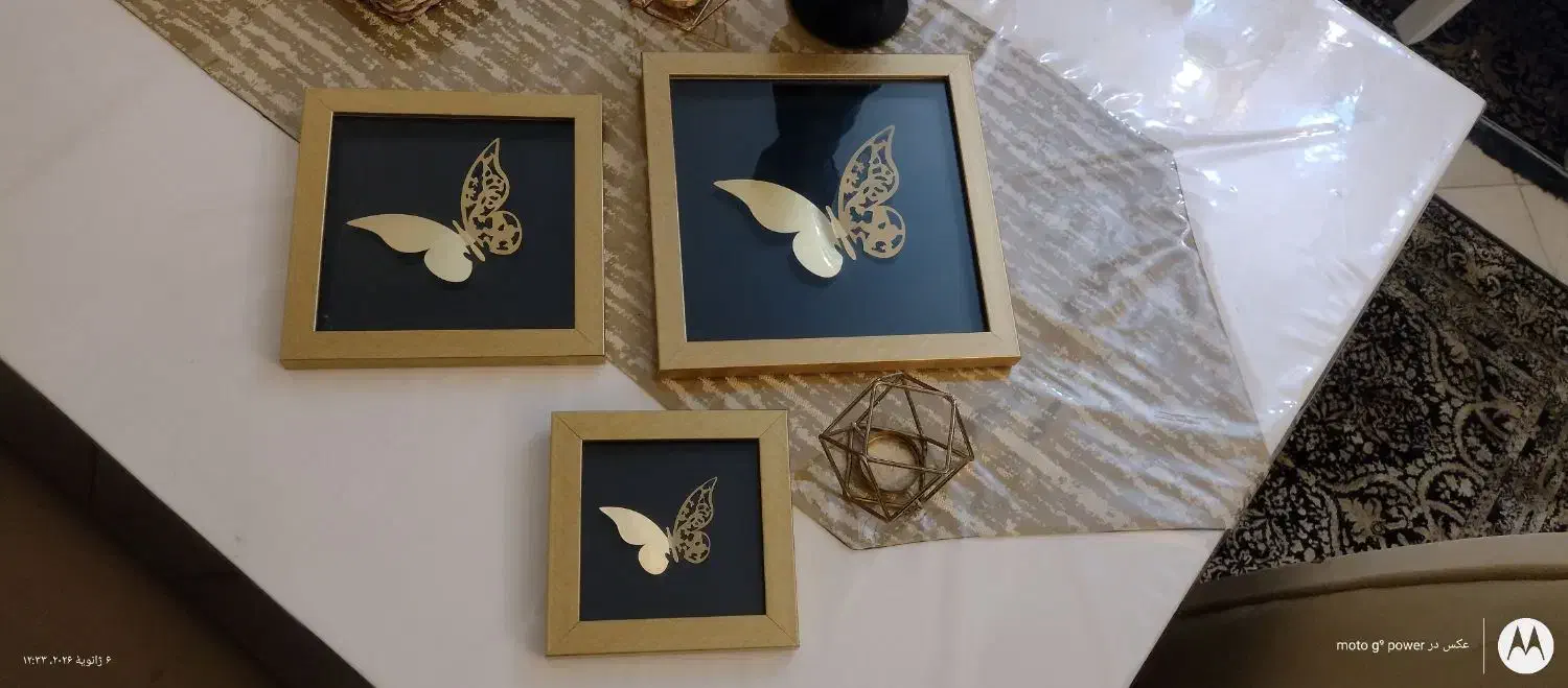 تابلو پروانه و ساعت|تابلو، نقاشی، عکس|تهران, سید خندان (جلفا)|دیوار