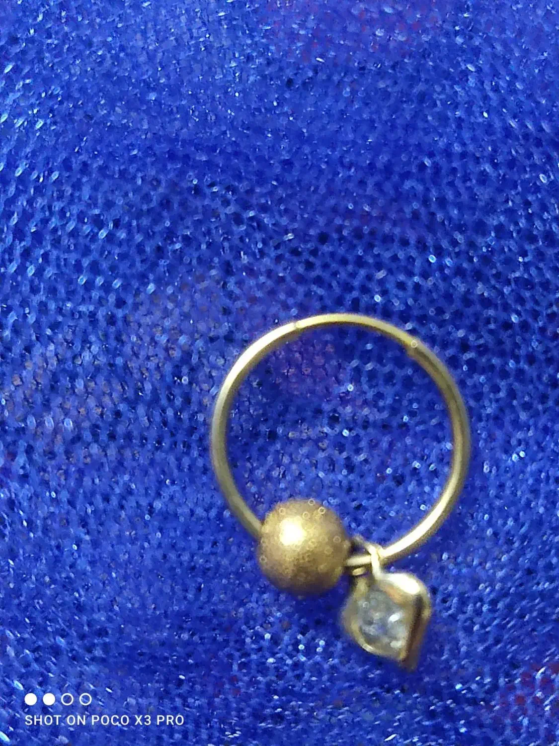 گوشواره طلا|جواهرات|دوگنبدان, |دیوار