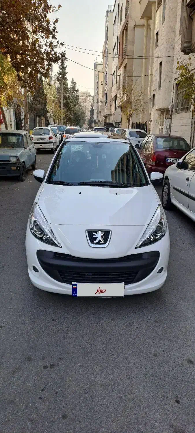 ۲۰۷ اتومات پلاس سقف پانا|خودرو سواری و وانت|تهران, دریا|دیوار