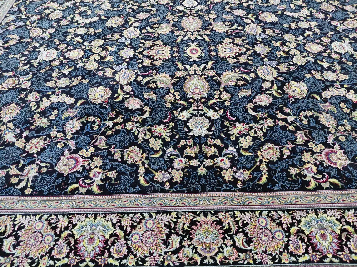 دوتا فرش ۱۲ متری جنس درجه ۱|فرش|ورامین, خیر آباد|دیوار