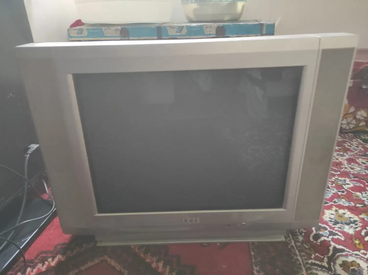 دوعددتلویزیون فروشی یکی سامسونگ اصلس|تلویزیون و پروژکتور|بیرجند, |دیوار