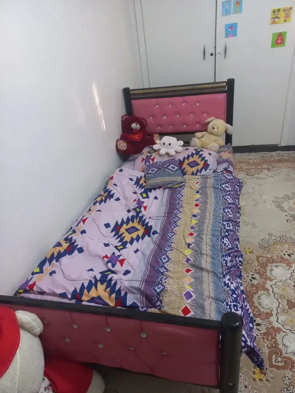 سرویس خواب|تخت و سرویس خواب|شاهین‌شهر, شهرک سایت|دیوار