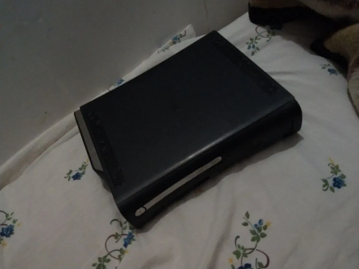 فروش یه دستگاه بازی ایکس باکس ۳۶۰ بادودسته|کنسول، بازی ویدئویی و آنلاین|قوچان, |دیوار