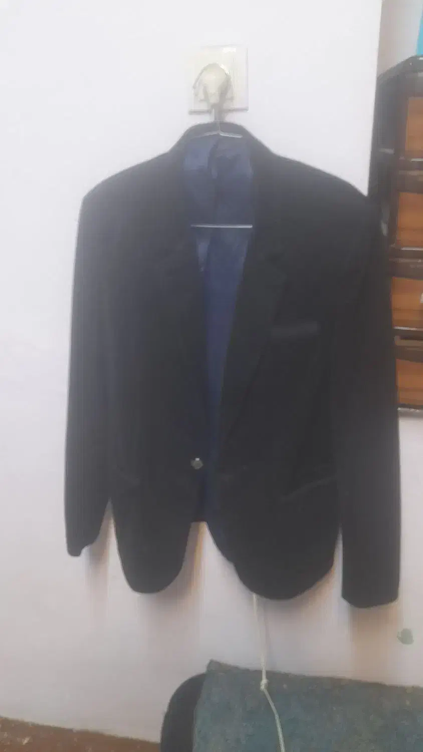 کت تک|لباس|شیراز, گلکوب|دیوار