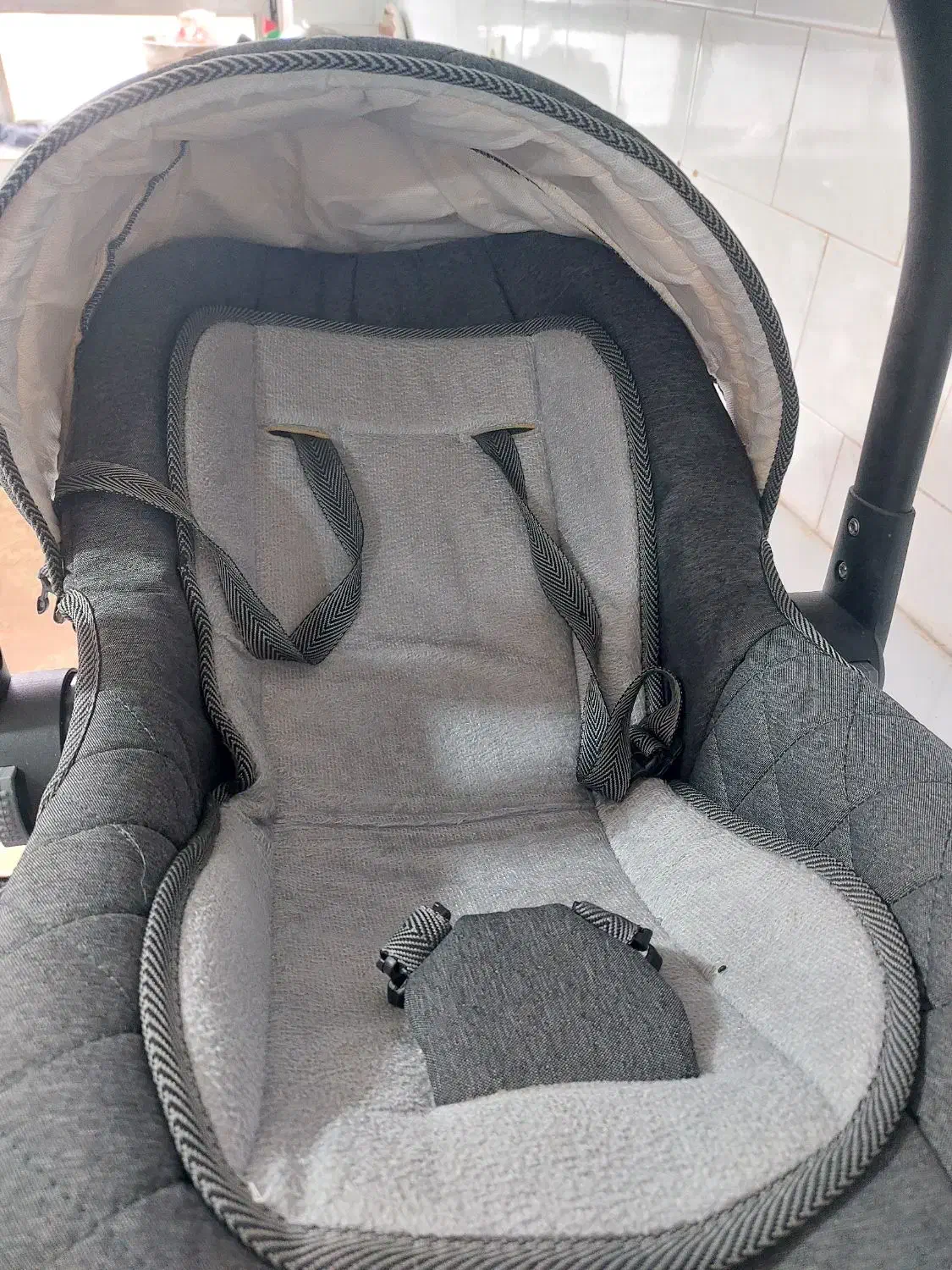 کریر  در حدنو|کالسکه و لوازم جانبی|کرمانشاه, |دیوار