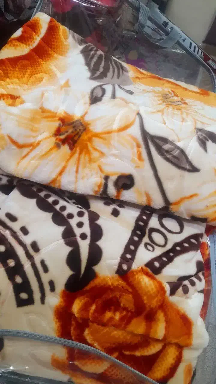 پتو  به قیمت عمده|رختخواب، بالش، پتو|گلبهار, شهر جدید گلبهار|دیوار