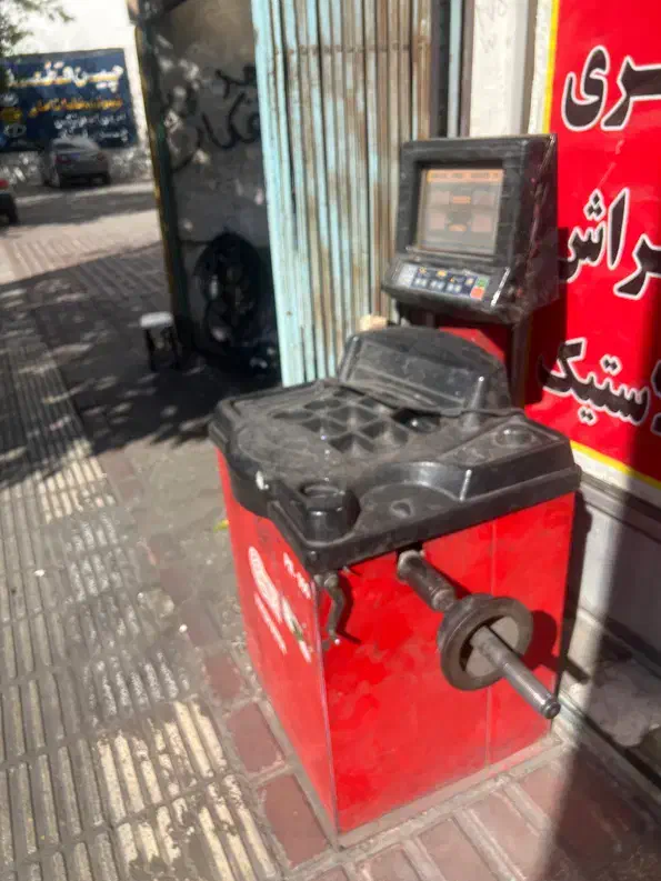 فروش فوری دستگاه بالانس ولاستیک‌درارتازه تعمیر شده|ماشین‌آلات صنعتی|شیراز, زرهی|دیوار