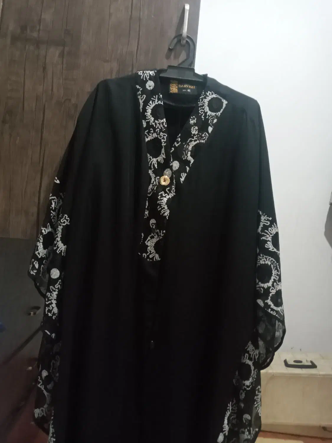 مانتو|لباس|کاشان, قطب راوندی|دیوار