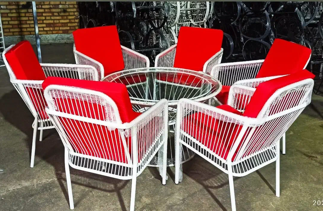 میز صندلی اماتیس مربع نیم تنه رستورانی /ویلایی|کافی‌شاپ و رستوران|تهران, تهرانسر غربی|دیوار