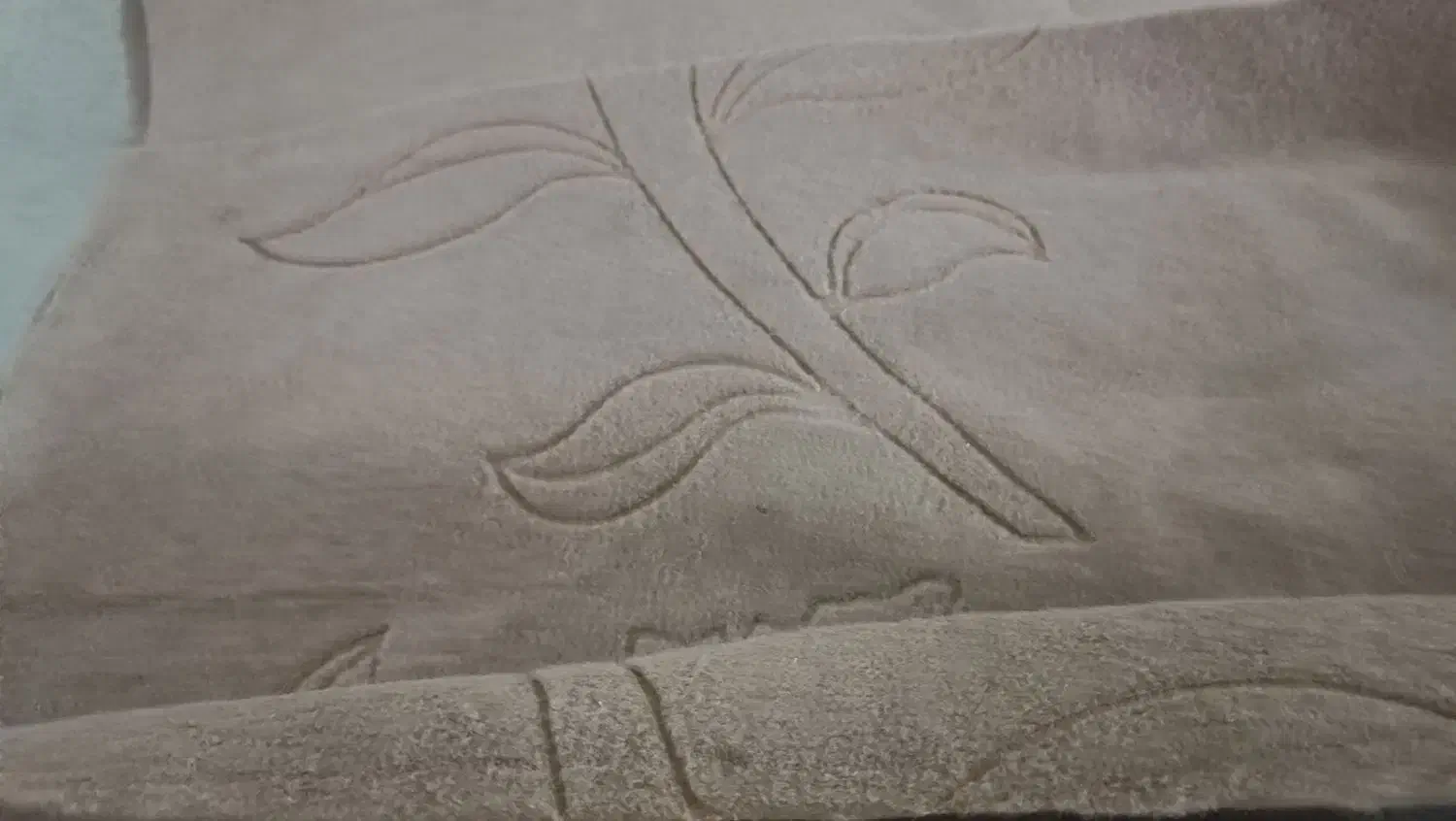 موکت کار کرده و همراه میز عسلی. جلو مبلی|موکت|معصومیه, |دیوار