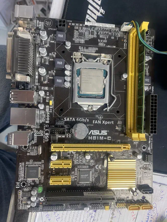 مادربرد نسل ۴ asus hb1-mc همراه با رم ۴ و سیپیو|قطعات و لوازم جانبی رایانه|اردبیل, |دیوار