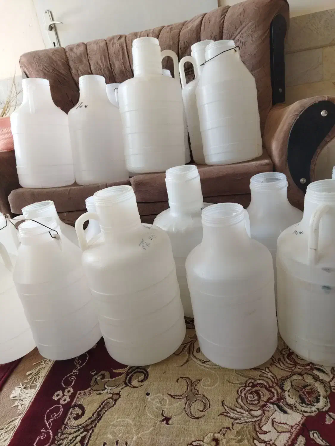 دبه|ظروف نگهدارنده، پلاستیکی، یک‌بارمصرف|تربت‌حیدریه, قائم|دیوار