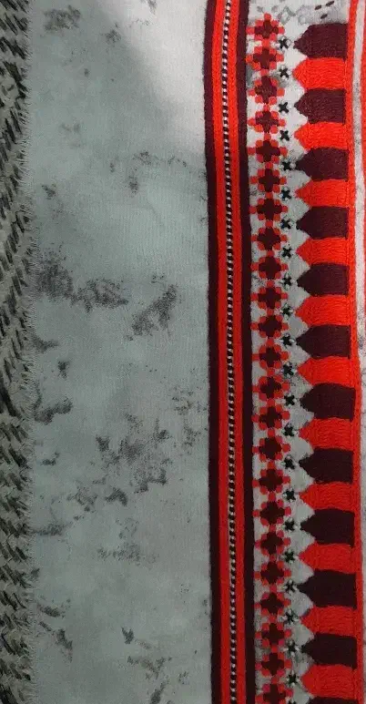 سیاه و سفید با چرخ میدوزم|لباس|ایرانشهر, |دیوار